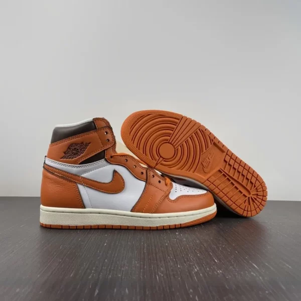 Air Jordan 1 ‘Starfish’ Women’s Orange Sneakers (DO9369-101)